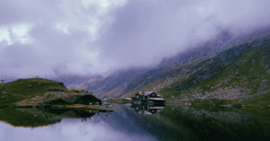 Un tur de 8 zile cu masina prin România: Circuit Complet